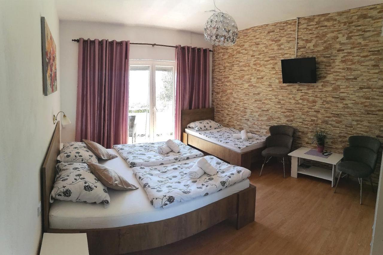 Paradise House At Sea Rab Town Ngoại thất bức ảnh