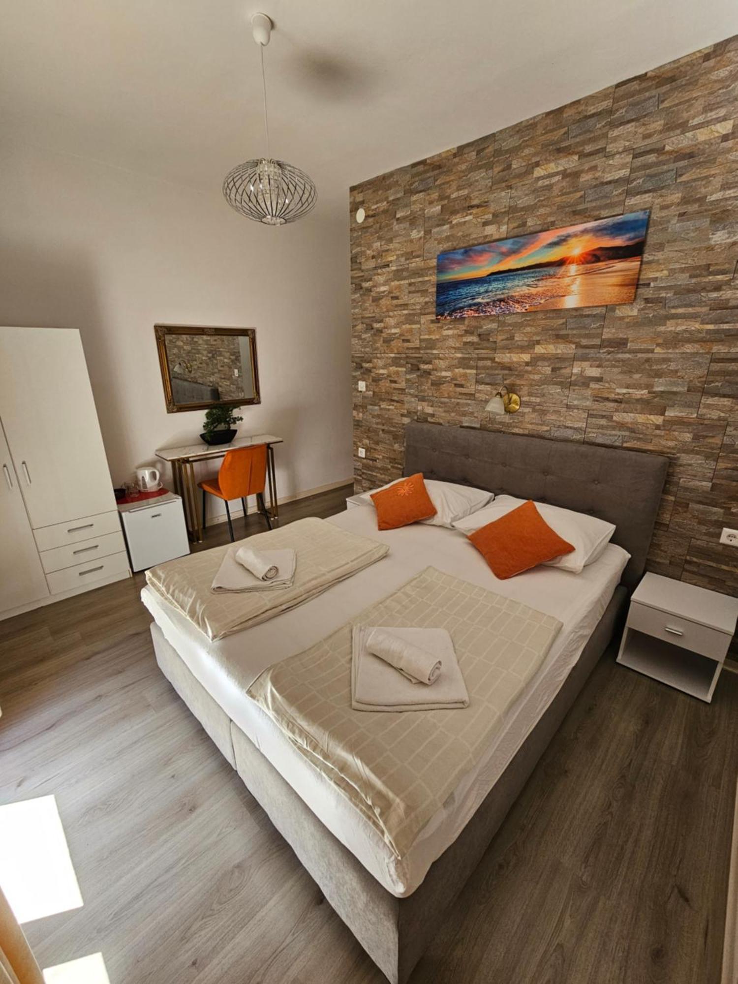 Paradise House At Sea Rab Town Ngoại thất bức ảnh